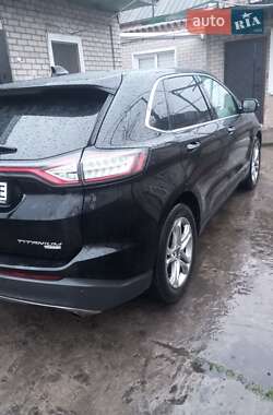 Позашляховик / Кросовер Ford Edge 2017 в Новомосковську