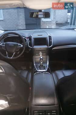 Позашляховик / Кросовер Ford Edge 2017 в Дніпрі