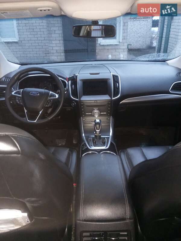 Позашляховик / Кросовер Ford Edge 2017 в Новомосковську