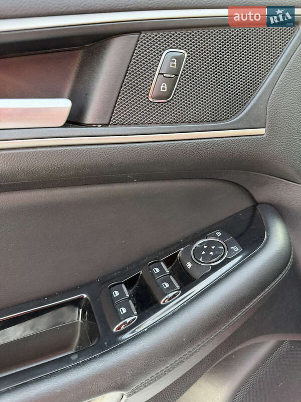 Внедорожник / Кроссовер Ford Edge 2020 в Киеве