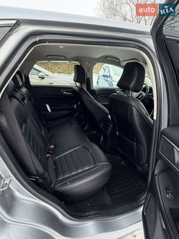 Внедорожник / Кроссовер Ford Edge 2022 в Дубно