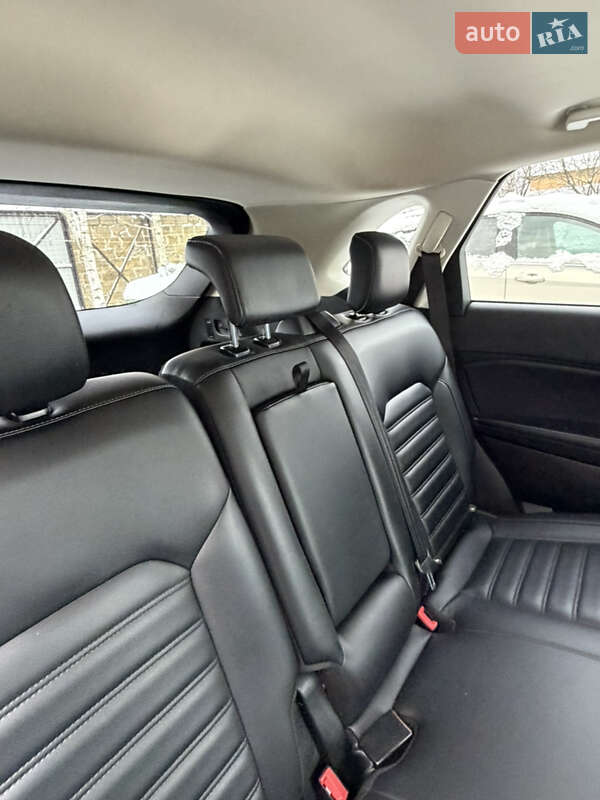 Внедорожник / Кроссовер Ford Edge 2022 в Дубно