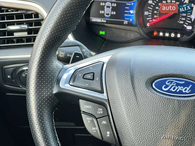 Позашляховик / Кросовер Ford Edge 2021 в Києві