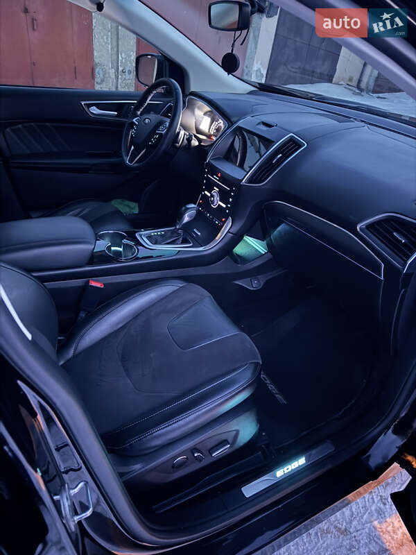 Позашляховик / Кросовер Ford Edge 2016 в Києві