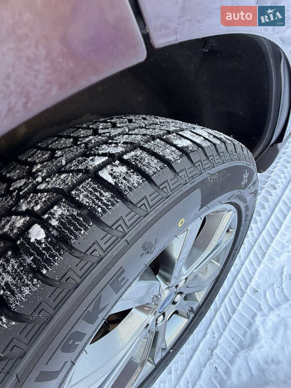 Позашляховик / Кросовер Ford Edge 2021 в Дубні