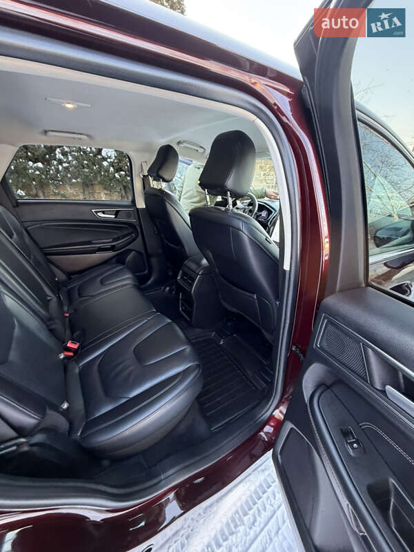 Позашляховик / Кросовер Ford Edge 2021 в Дубні