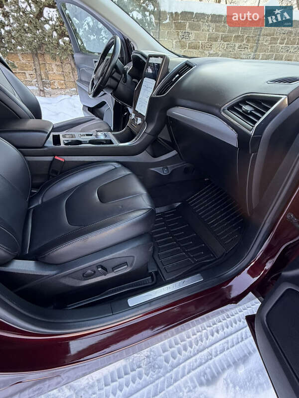 Позашляховик / Кросовер Ford Edge 2021 в Дубні