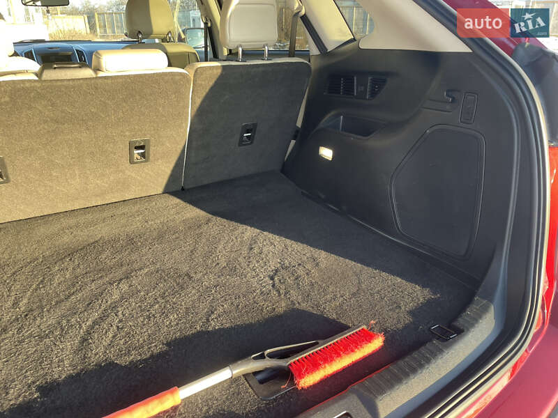 Позашляховик / Кросовер Ford Edge 2018 в Миргороді фото 38 Позашляховик / Кросовер Ford Edge 2018 в Миргороді