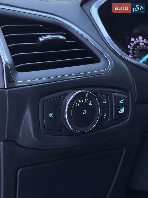 Внедорожник / Кроссовер Ford Edge 2020 в Сумах фото 42 Внедорожник / Кроссовер Ford Edge 2020 в Сумах