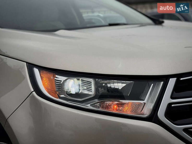 Позашляховик / Кросовер Ford Edge 2017 в Стрию