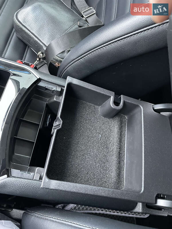 Позашляховик / Кросовер Ford Edge 2019 в Радехові