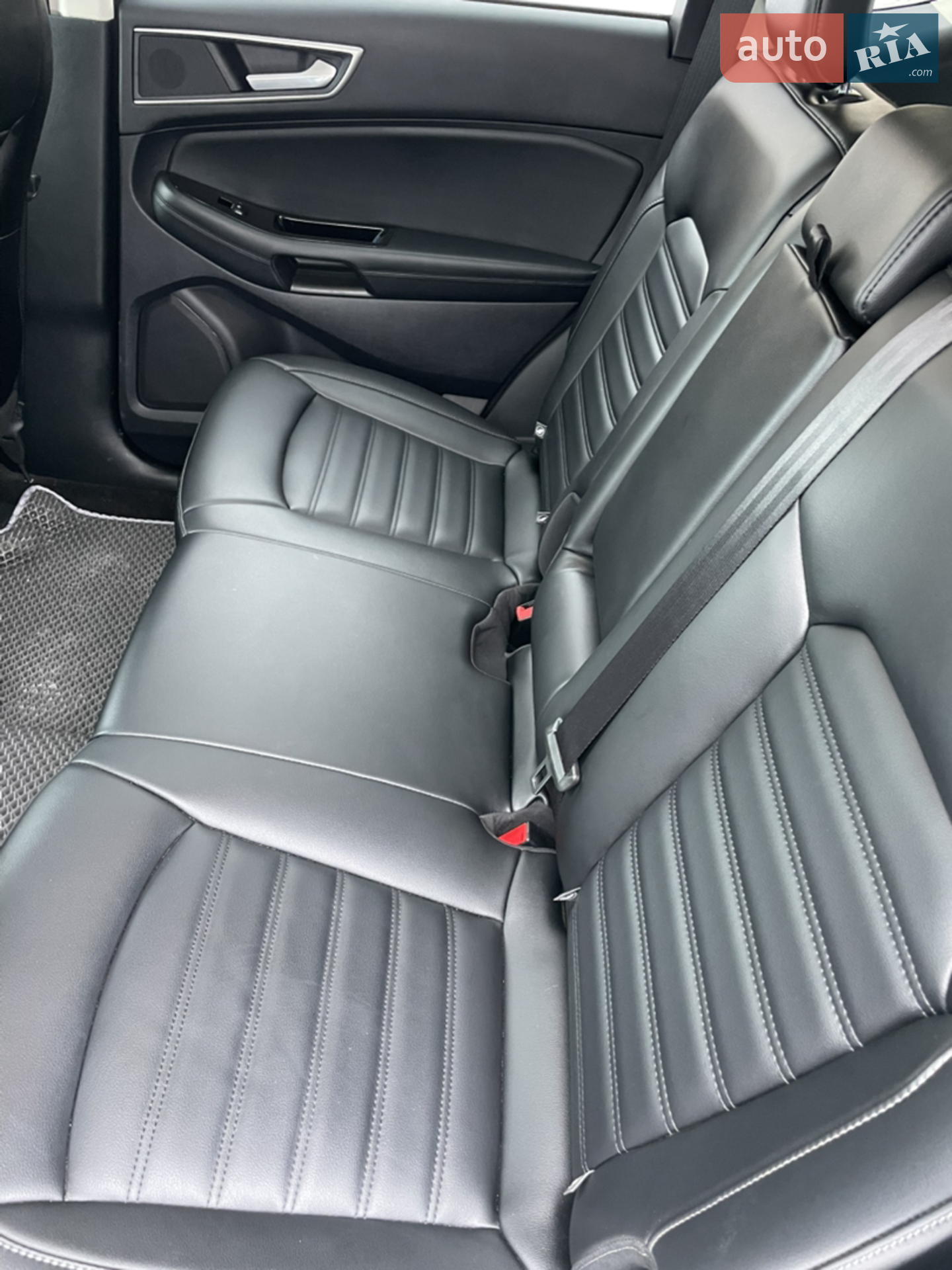 2019 Ford Edge - мініатюра 29