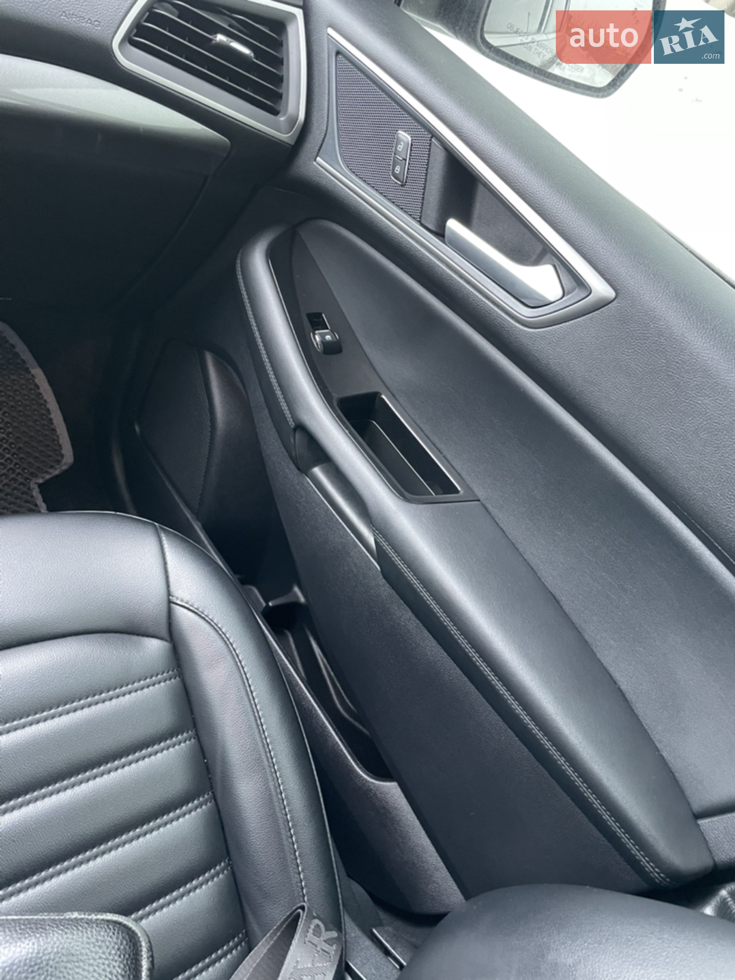 2019 Ford Edge - мініатюра 28