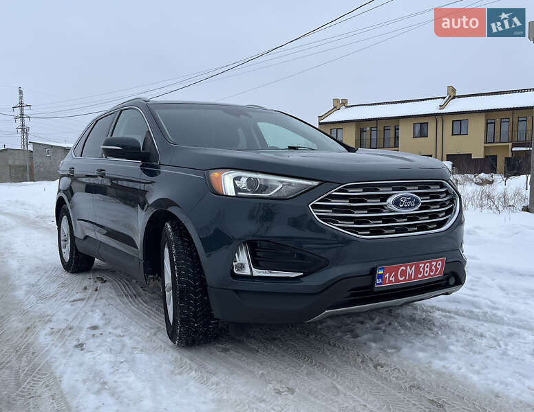 Позашляховик / Кросовер Ford Edge 2019 в Стрию