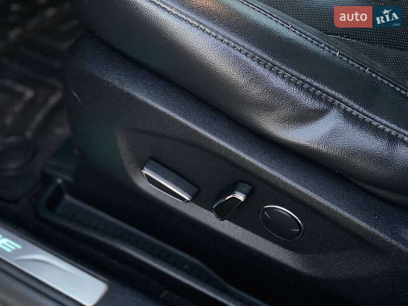 Позашляховик / Кросовер Ford Edge 2016 в Львові