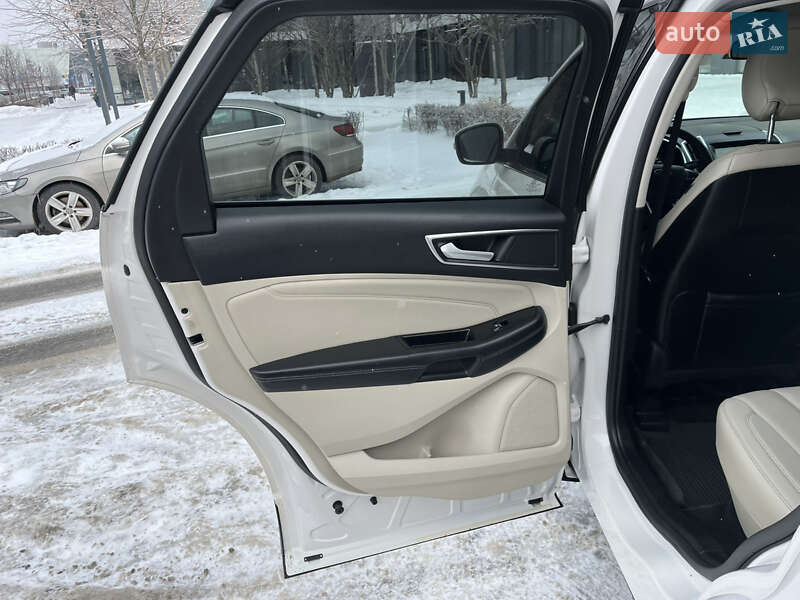 Внедорожник / Кроссовер Ford Edge 2017 в Киеве