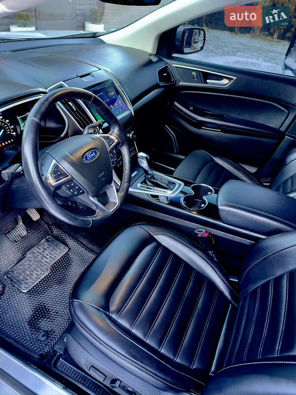 Позашляховик / Кросовер Ford Edge 2017 в Кременчуці