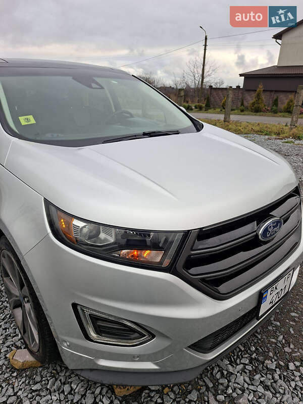 Внедорожник / Кроссовер Ford Edge 2017 в Ровно