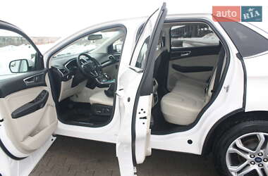 Внедорожник / Кроссовер Ford Edge 2018 в Ровно
