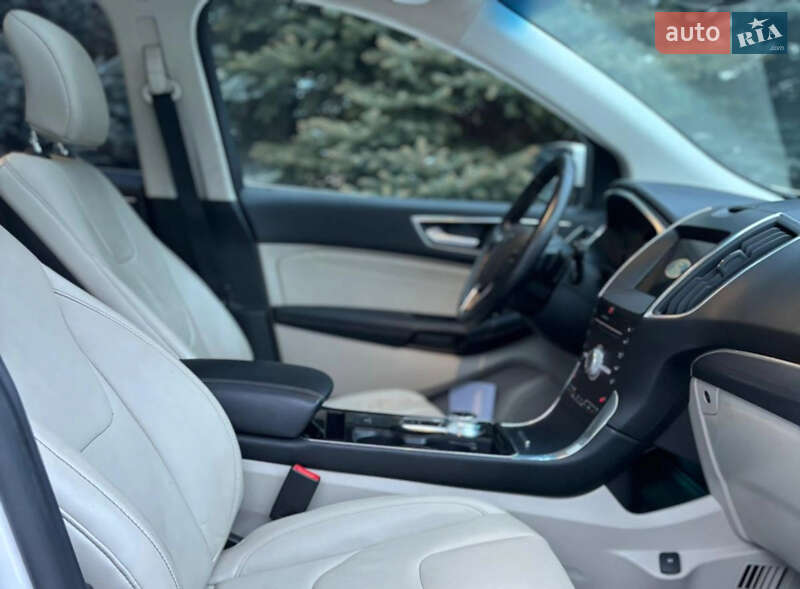 Позашляховик / Кросовер Ford Edge 2019 в Рівному