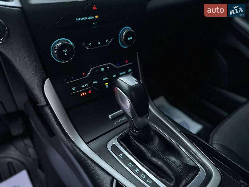 Внедорожник / Кроссовер Ford Edge 2015 в Киеве