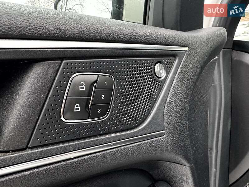 Внедорожник / Кроссовер Ford Edge 2019 в Киеве