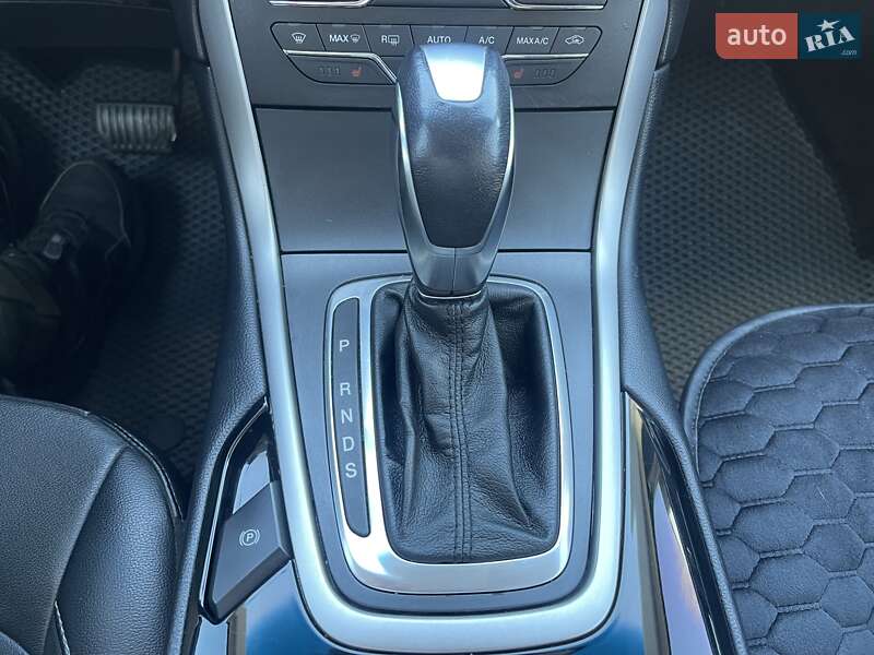 Внедорожник / Кроссовер Ford Edge 2018 в Николаеве