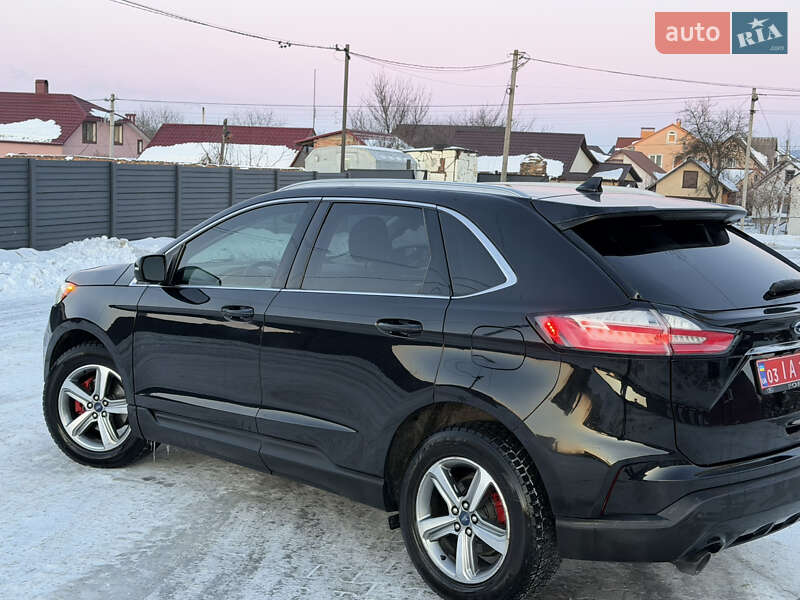 Внедорожник / Кроссовер Ford Edge 2019 в Дубно