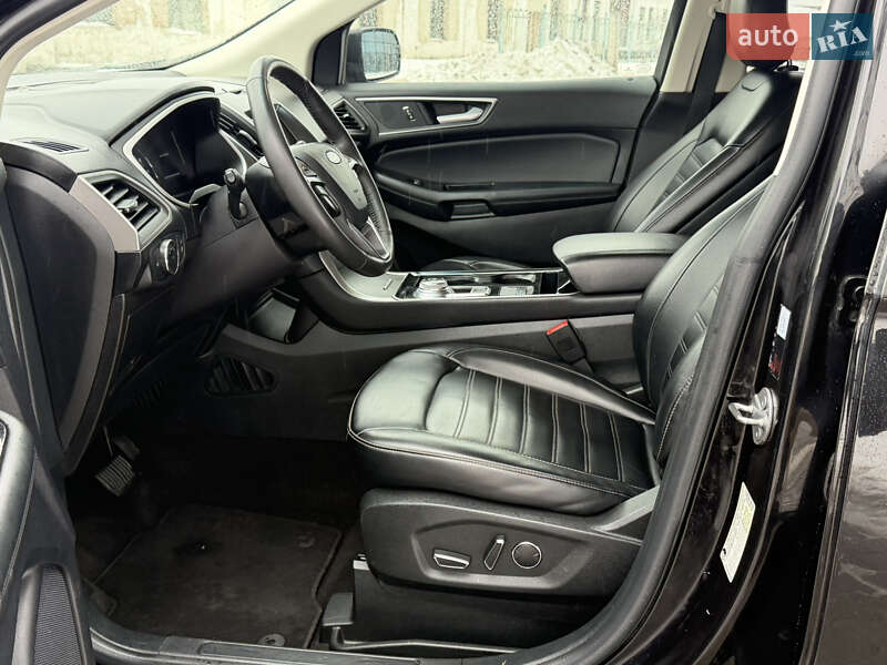 Внедорожник / Кроссовер Ford Edge 2019 в Дубно