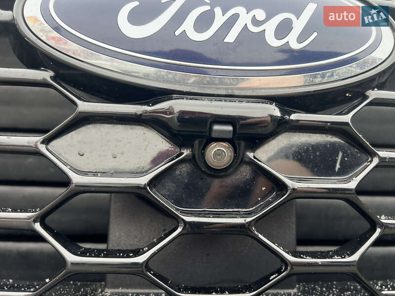 Внедорожник / Кроссовер Ford Edge 2019 в Львове