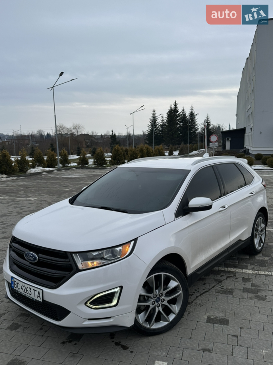 2019 Ford Edge - мініатюра 21