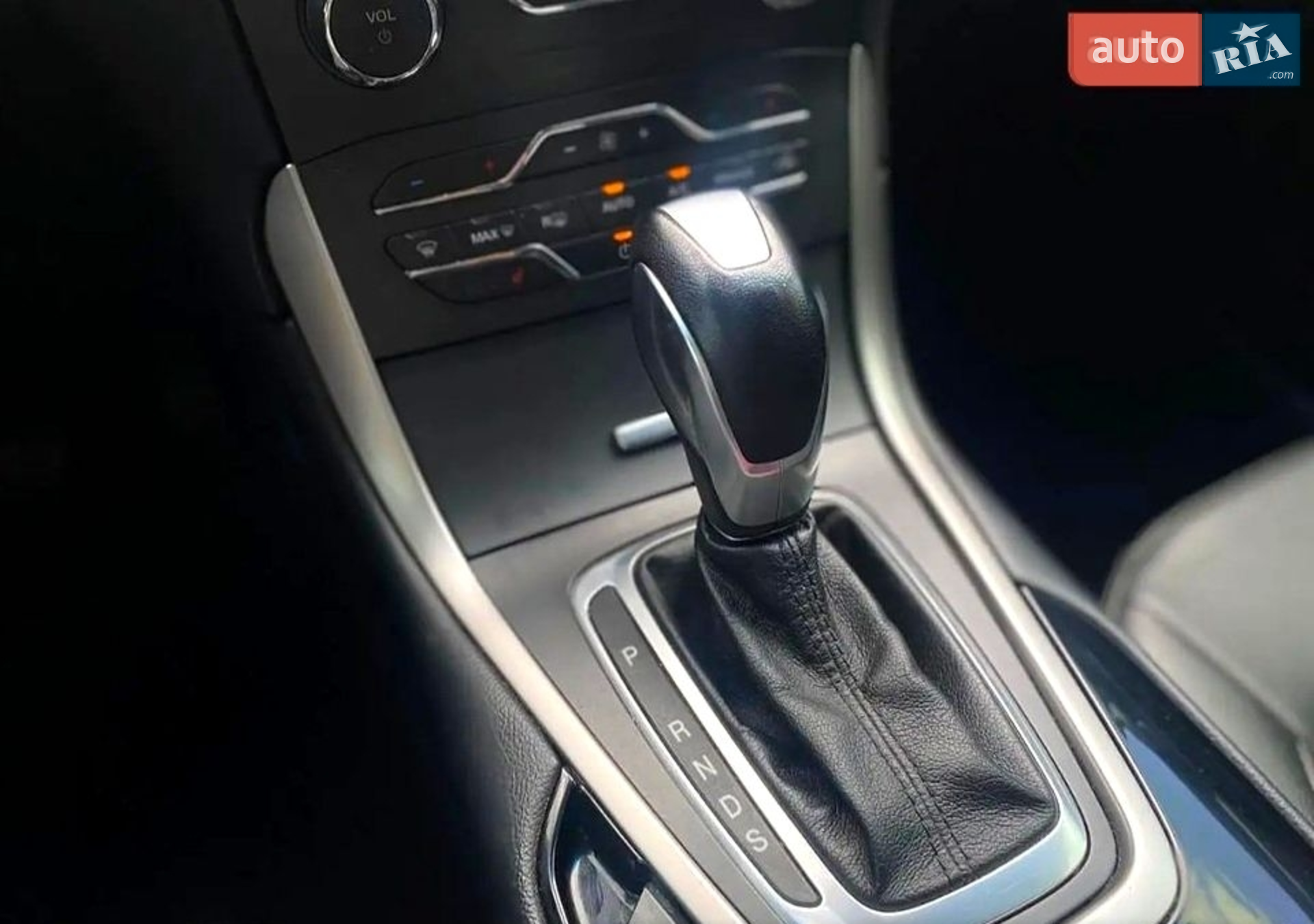 2018 Ford Edge - мініатюра 14