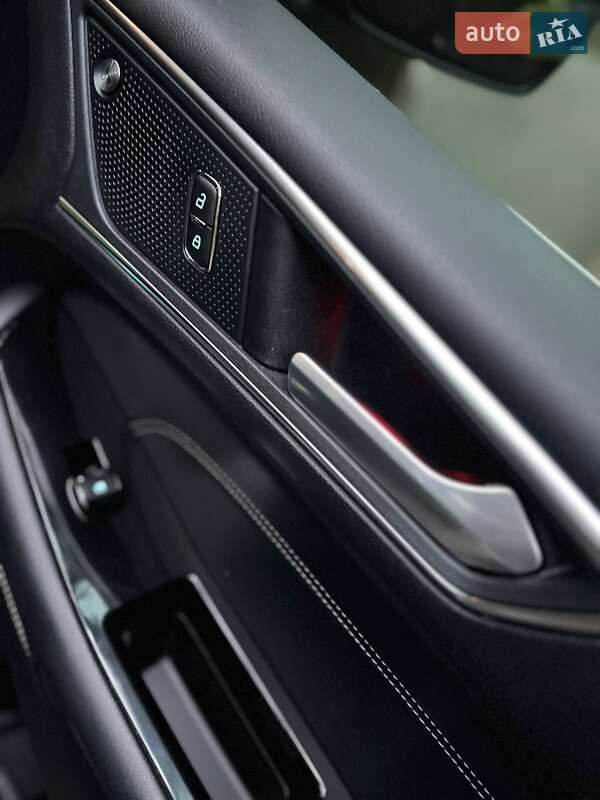 Внедорожник / Кроссовер Ford Edge 2019 в Киеве