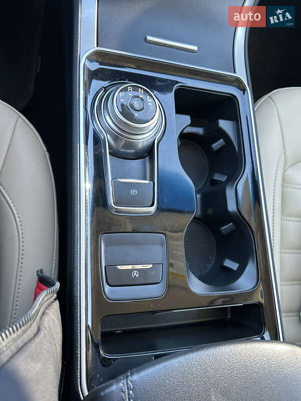 Внедорожник / Кроссовер Ford Edge 2020 в Киеве