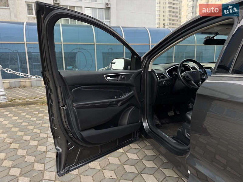 Позашляховик / Кросовер Ford Edge 2016 в Чорноморську