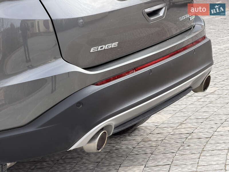 Внедорожник / Кроссовер Ford Edge 2016 в Дрогобыче