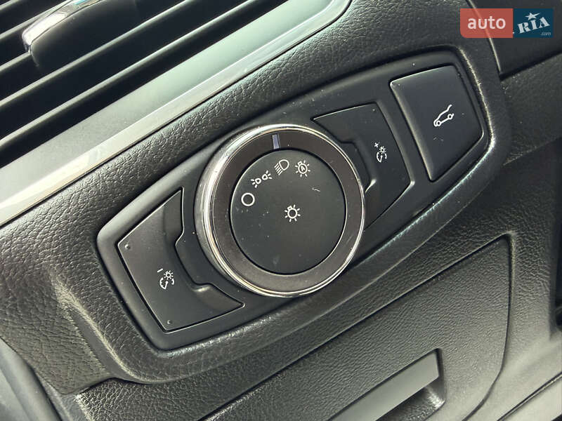 Внедорожник / Кроссовер Ford Edge 2016 в Дрогобыче