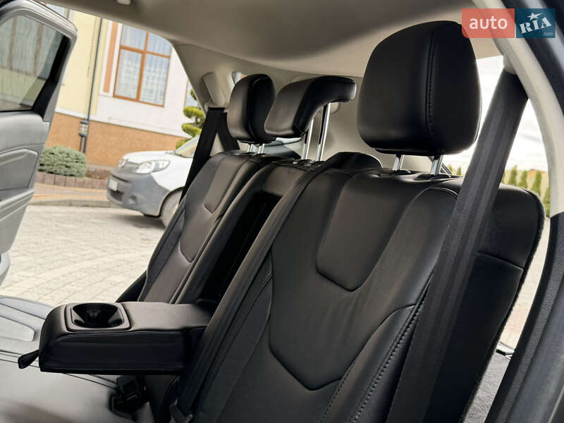 Внедорожник / Кроссовер Ford Edge 2016 в Дрогобыче