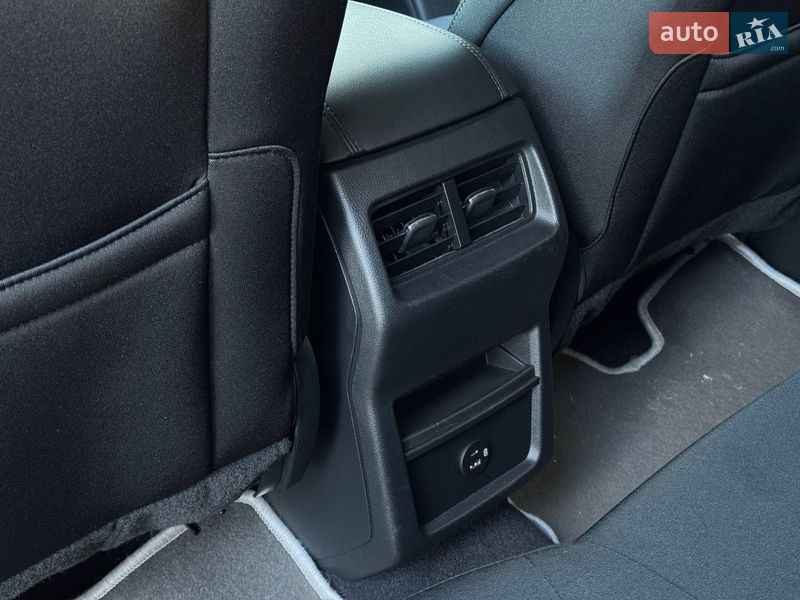 Позашляховик / Кросовер Ford Edge 2021 в Рівному