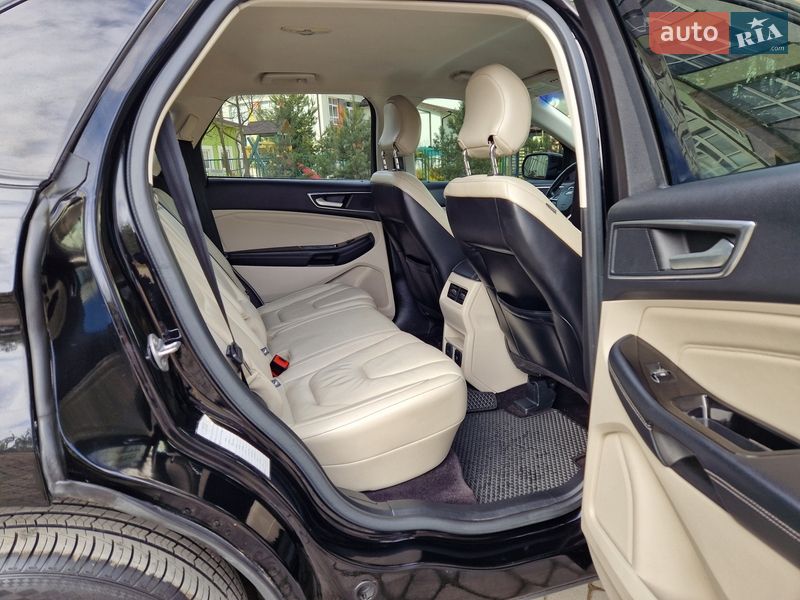 Позашляховик / Кросовер Ford Edge 2017 в Івано-Франківську