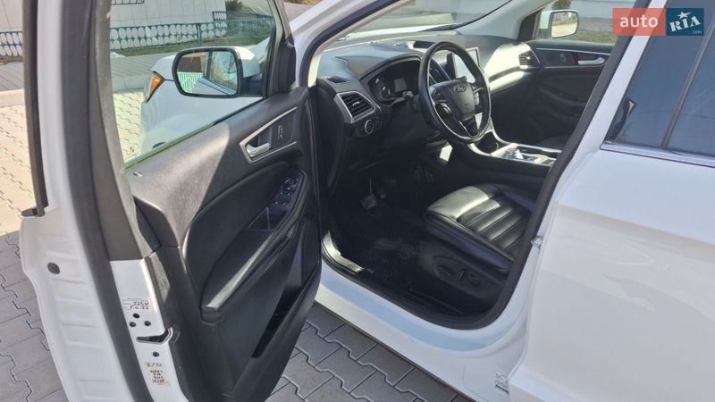 Позашляховик / Кросовер Ford Edge 2022 в Волочиську