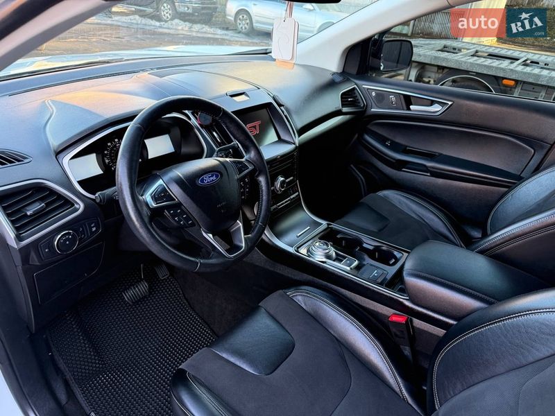 Внедорожник / Кроссовер Ford Edge 2019 в Дубно
