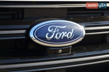 Внедорожник / Кроссовер Ford Edge 2018 в Киеве