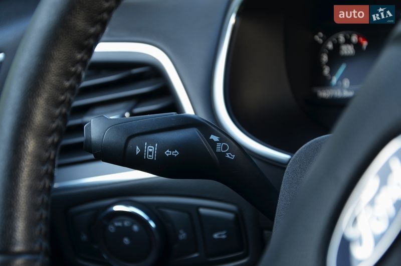 Внедорожник / Кроссовер Ford Edge 2018 в Киеве