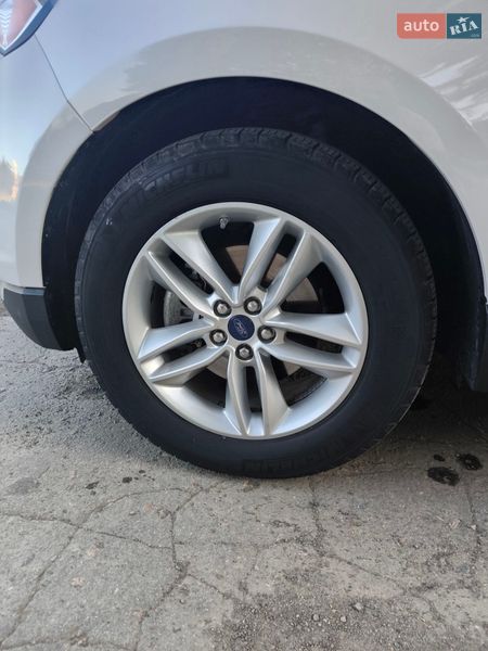 Внедорожник / Кроссовер Ford Edge 2016 в Луцке
