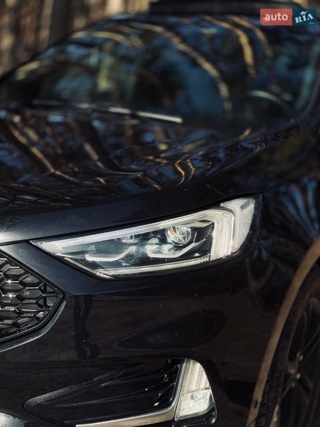 Позашляховик / Кросовер Ford Edge 2019 в Сумах