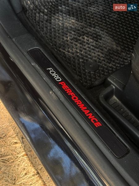 Позашляховик / Кросовер Ford Edge 2019 в Сумах