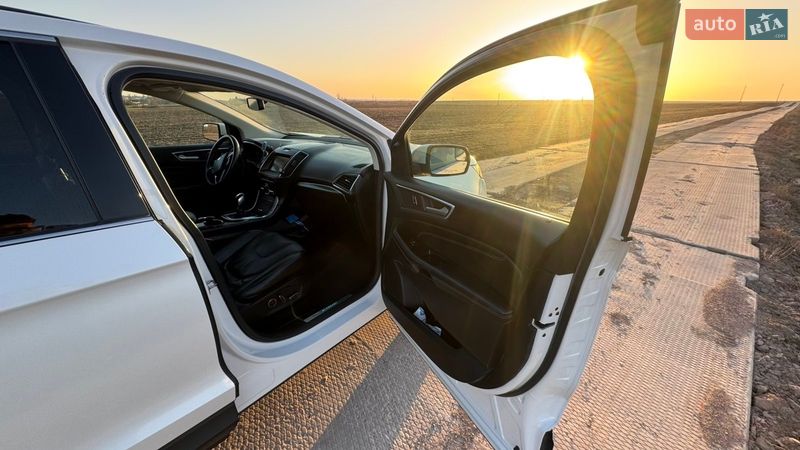 Внедорожник / Кроссовер Ford Edge 2015 в Шептицькому