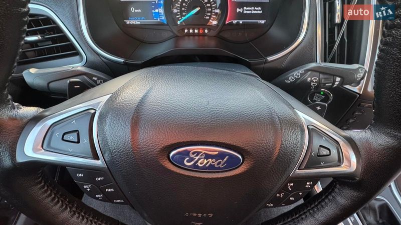 Внедорожник / Кроссовер Ford Edge 2015 в Шептицькому