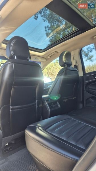 Позашляховик / Кросовер Ford Edge 2017 в Новомосковську